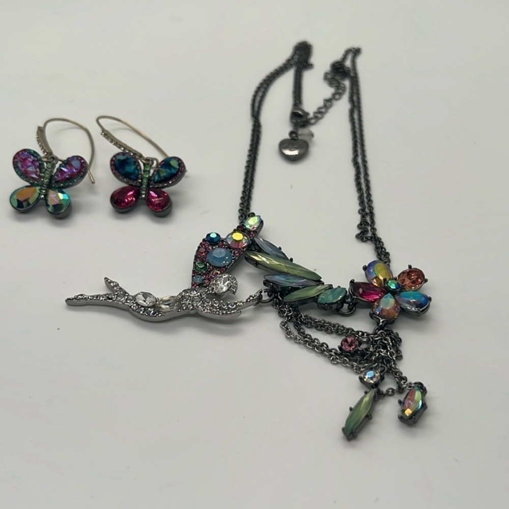 Betsey johnson fairy necklace. (Earrings not included)